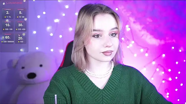 AdeleLoomis online show from December 14, 2024, 11:45 pm