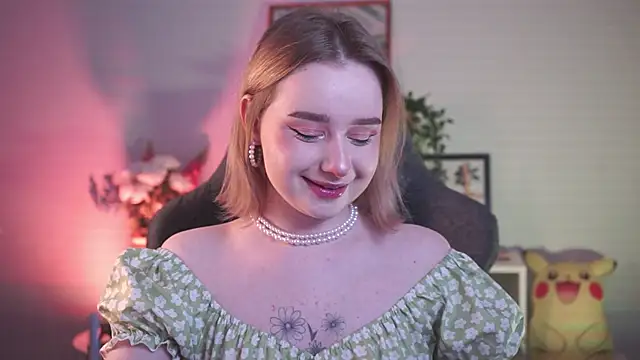 AdeleLoomis online show from December 26, 2024, 5:19 pm