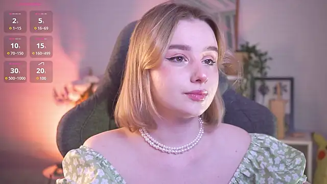 AdeleLoomis online show from December 26, 2024, 8:21 pm