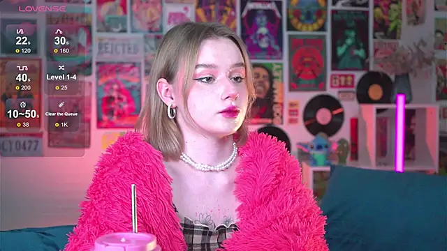 AdeleLoomis online show from December 27, 2024, 11:10 pm