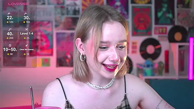 AdeleLoomis online show from December 28, 2024, 2:11 am