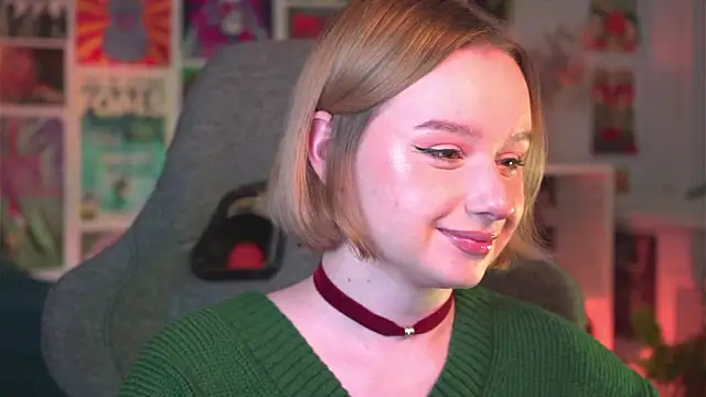 AdeleLoomis online show from January 7, 2025, 7:28 pm