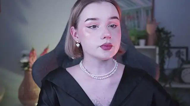 AdeleLoomis online show from January 12, 2025, 7:53 pm