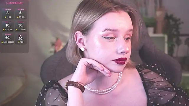 AdeleLoomis online show from January 23, 2025, 11:15 pm