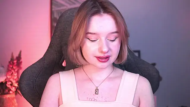 AdeleLoomis online show from January 24, 2025, 8:22 pm