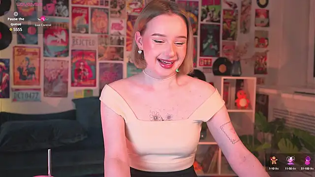 AdeleLoomis online show from February 20, 2025, 2:18 am