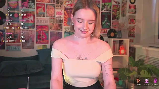 AdeleLoomis online show from February 20, 2025, 5:44 am