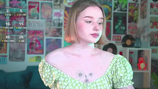 AdeleLoomis online show from February 22, 2025, 8:50 am