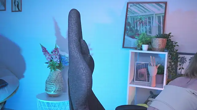 AdeleLoomis online show from March 11, 2025, 2:10 am