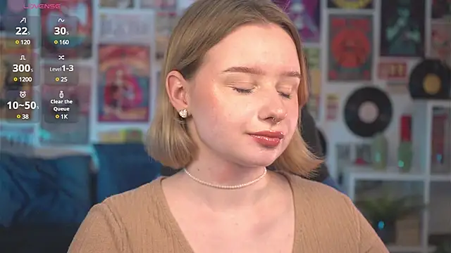 AdeleLoomis online show from March 14, 2025, 5:38 am