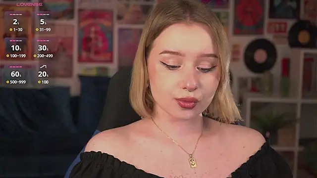 AdeleLoomis online show from March 17, 2025, 5:45 am