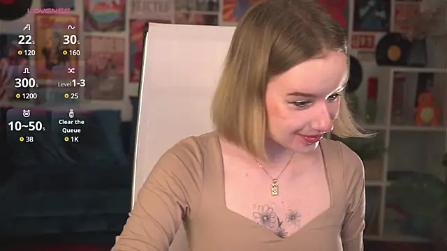 AdeleLoomis online show from March 18, 2025, 6:03 am