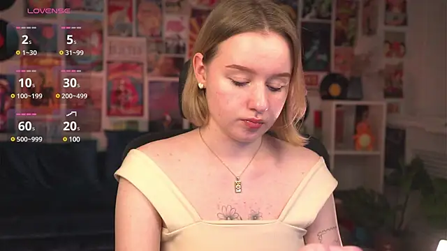 AdeleLoomis online show from March 20, 2025, 5:46 am