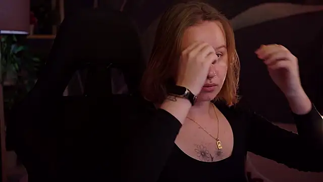 AdeleLoomis online show from September 21, 2025, 2:13 am