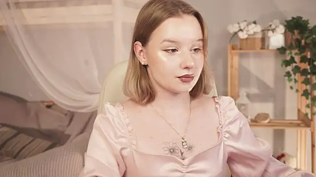 AdeleLoomis online show from September 27, 2025, 4:45 pm