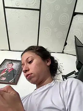 Snapshot of Catalina_Jonex chatting on June 27, 2026, 1:28 pm Catalina Jonex online show from June 27, 2026, 1:28 pm