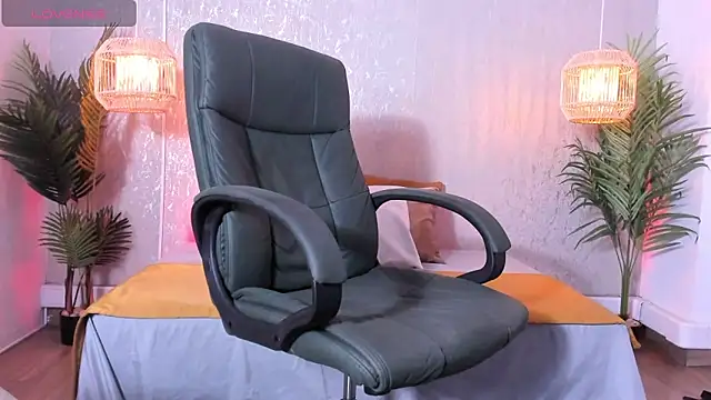 Regan   online show from October 20, 2025, 3:07 am