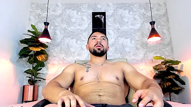 Regan   online show from November 26, 2025, 2:01 am