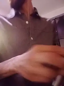 Aaronkiller online show from May 12, 2026, 11:46 pm