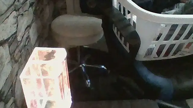 BRONZE20K online show from September 19, 2025, 1:23 pm