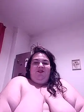 Snapshot of Niny84 chatting on January 26, 2025, 6:27 pm Niny84 online show from January 26, 2025, 6:27 pm