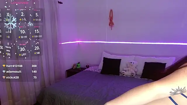 juaniblue online show from December 10, 2024, 1:00 am