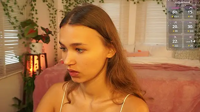 lexicoyy  online show from December 14, 2025, 5:02 am