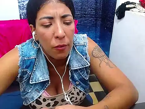pervert lau online show from January 20, 2025, 6:43 pm