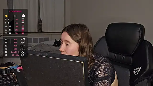 Kinkycouple1789 online show from December 31, 2024, 7:53 am