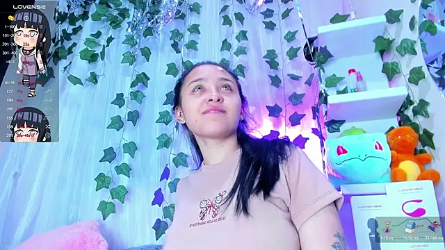 Snapshot of tokito_mitsuri chatting on December 15, 2025, 12:42 pm tokito mitsuri online show from December 15, 2025, 12:42 pm