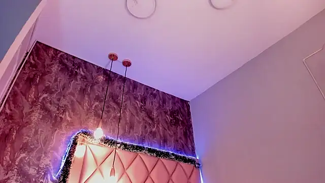 megan 100 online show from December 15, 2024, 7:31 pm