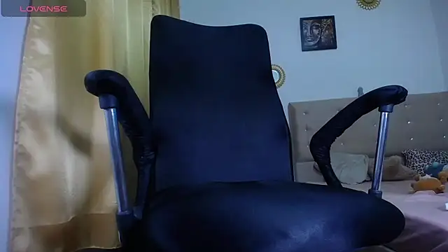 khalany hadid online show from February 15, 2026, 7:51 am