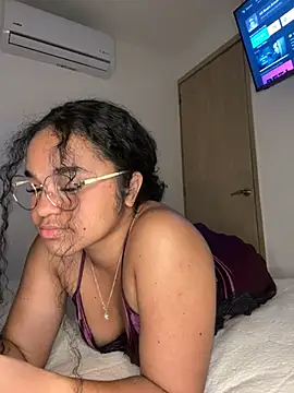 Lucy wilson5 online show from February 1, 2025, 6:54 am