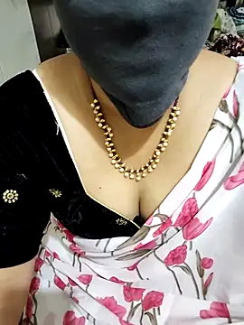 aliseanu online show from March 18, 2025, 4:04 am