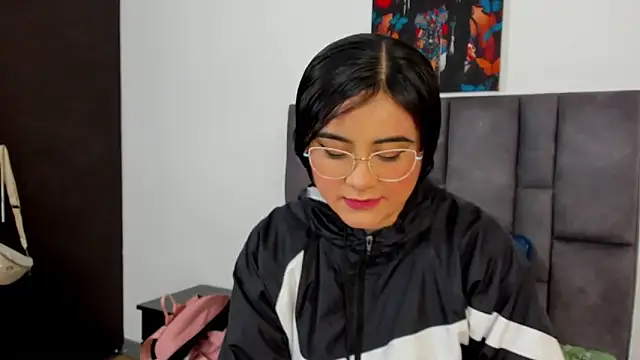 Dulce amg online show from March 15, 2025, 12:24 pm