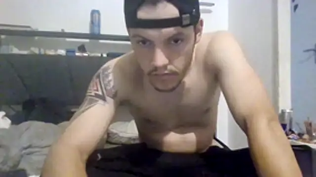 Snapshot of btungffhgg chatting on July 9, 2026, 12:31 pm btungffhgg online show from July 9, 2026, 12:31 pm