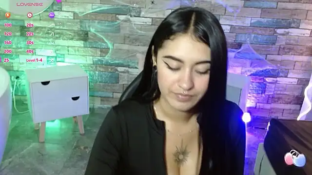 Moonshine tay online show from October 20, 2025, 7:36 pm