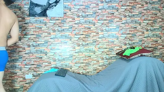 aaron antonella mds online show from November 2, 2025, 8:55 pm