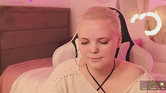 LikaBerry1 online show from February 24, 2026, 2:26 pm