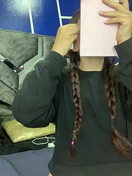 angel natural online show from February 12, 2025, 7:24 pm