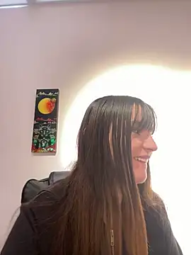 angel natural online show from September 13, 2025, 8:41 pm