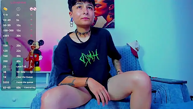 ZuryRamirez  online show from January 20, 2025, 6:53 pm