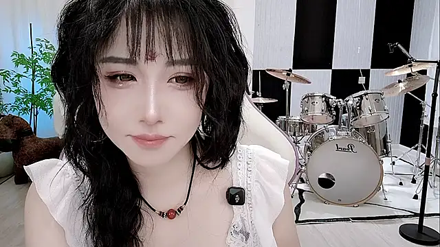 Vaness-a online show from September 16, 2025, 3:13 pm