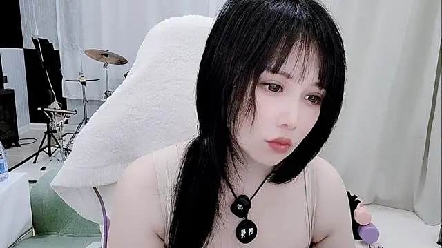 Snapshot of Vaness-a chatting on June 16, 2026, 5:54 am Vaness-a online show from June 16, 2026, 5:54 am