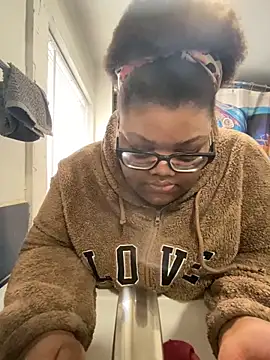 dondivax3 online show from March 2, 2025, 9:43 pm