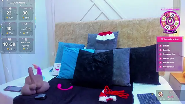 ashley  foxx  online show from November 15, 2025, 1:51 pm