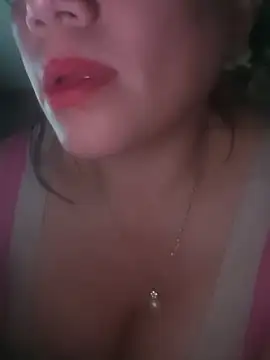 Kasandra02 online show from November 8, 2025, 7:41 am