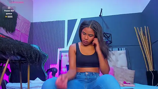 alexa andherson online show from March 19, 2025, 7:17 pm