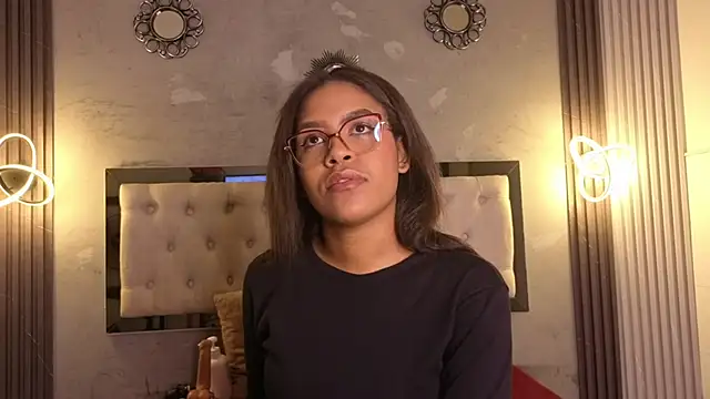 alexa andherson online show from October 22, 2025, 7:57 pm