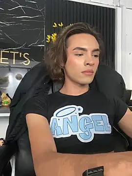 miss Ari online show from March 14, 2025, 12:10 am